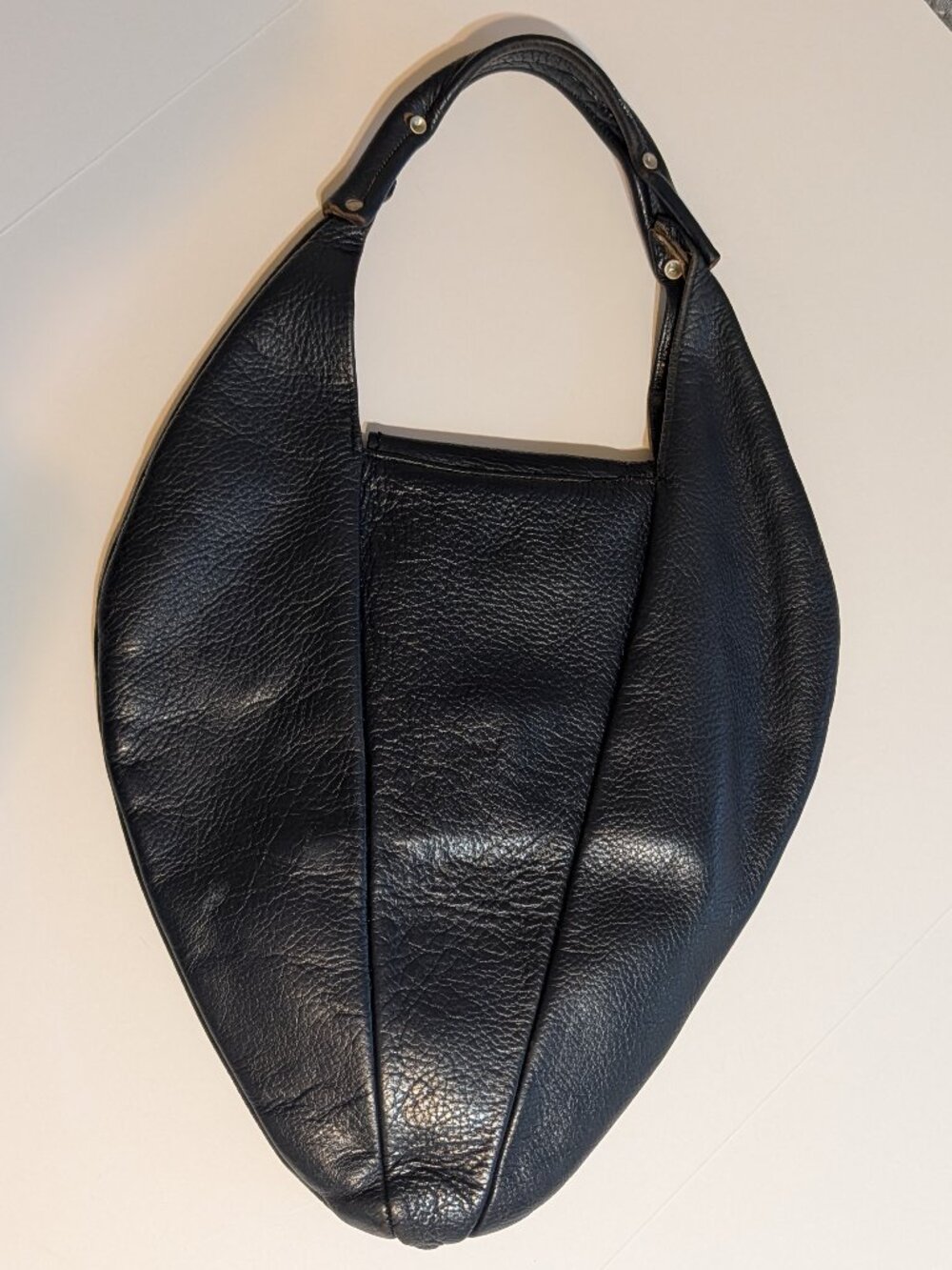 Vintage Sculptural Navy Leather Handmade Bag Genuine Bakelite Horn Toggle - Picture 11 of 14